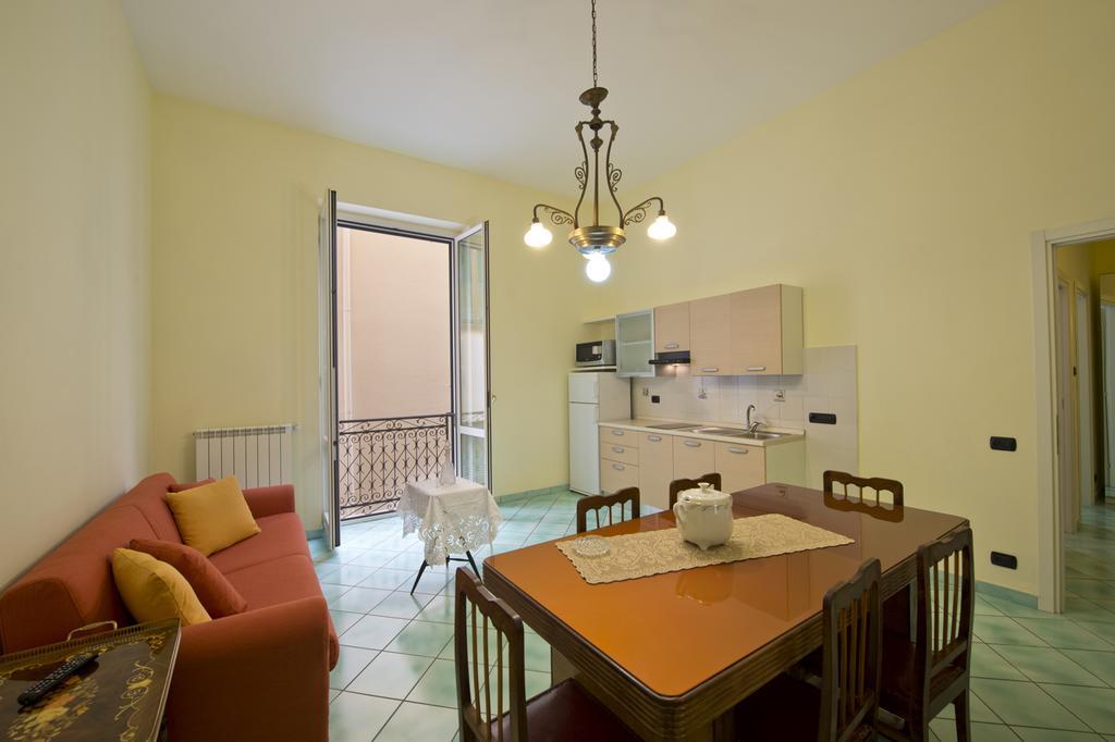Palazzo Della Monica Apartment Vietri sul Mare Room photo